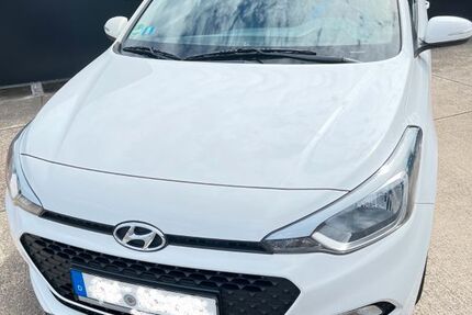 Hyundai i20 135.142 km 5.700 &euro; Aachen 52080