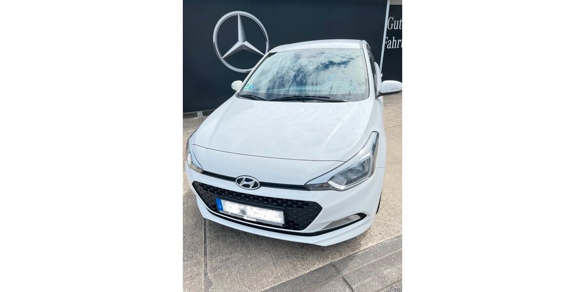 Hyundai i20 135.142 km 5.700 &euro; Aachen 52080