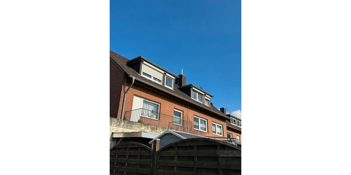 Etagenwohnung Eschweiler - 5 Zimmer, 110 m&sup2;, 990&euro; | Angebot:25810600