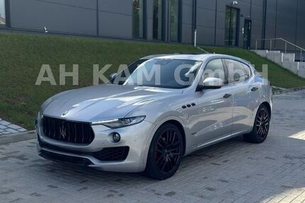 Maserati Levante 95.200 km 43.600 € Alsdorf 52477
