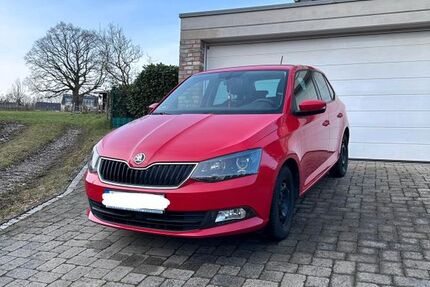 Skoda Fabia 118.600 km 8.800 &euro; Aachen 52076