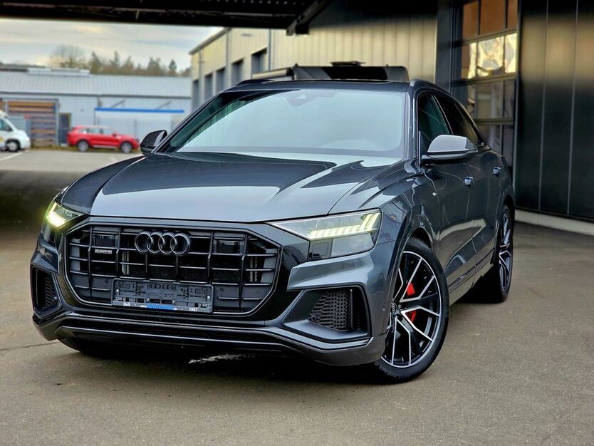 Audi Q8 23.818 km 90.880 € Düren 52351