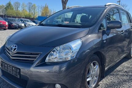 Toyota Verso 209.000 km 4.200 &euro; Alsdorf 52477