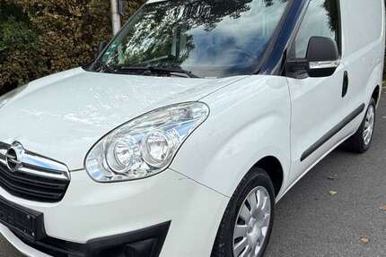 Opel Combo 109.000 km 5.999 € Düren 52353