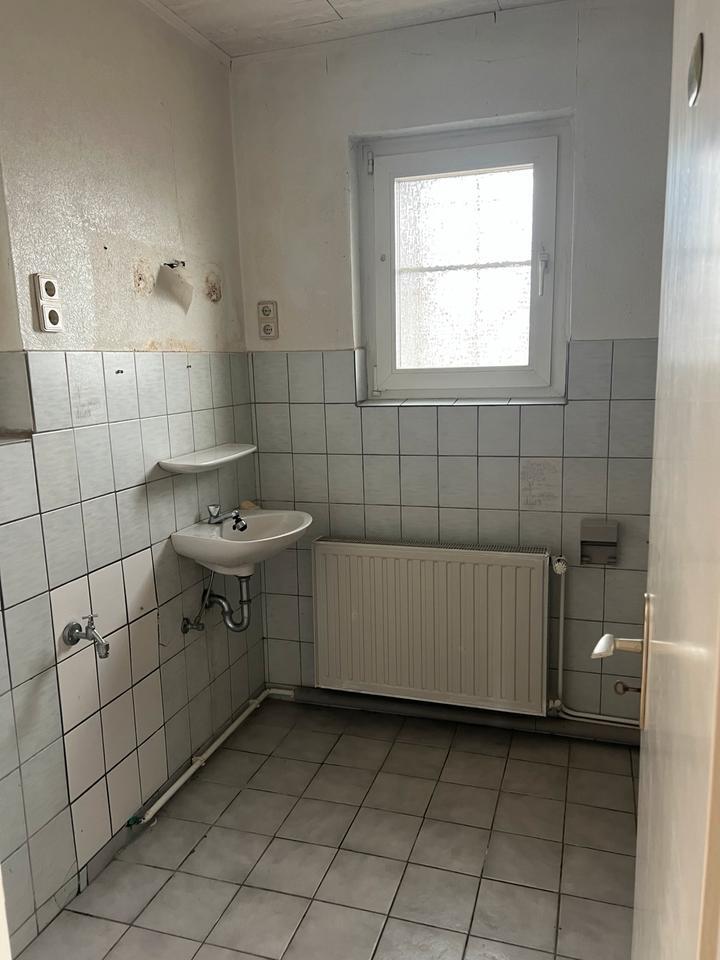 Großzügiges Haus mit vielen Mögl. in idyll. Lage zu vermieten