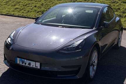 Tesla Model 3 12.000 km 30.500 &euro; Würselen, Stadt 52146