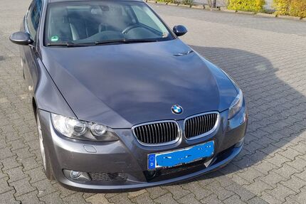 BMW 330 118.600 km 13.999 &euro; Selfkant 52538