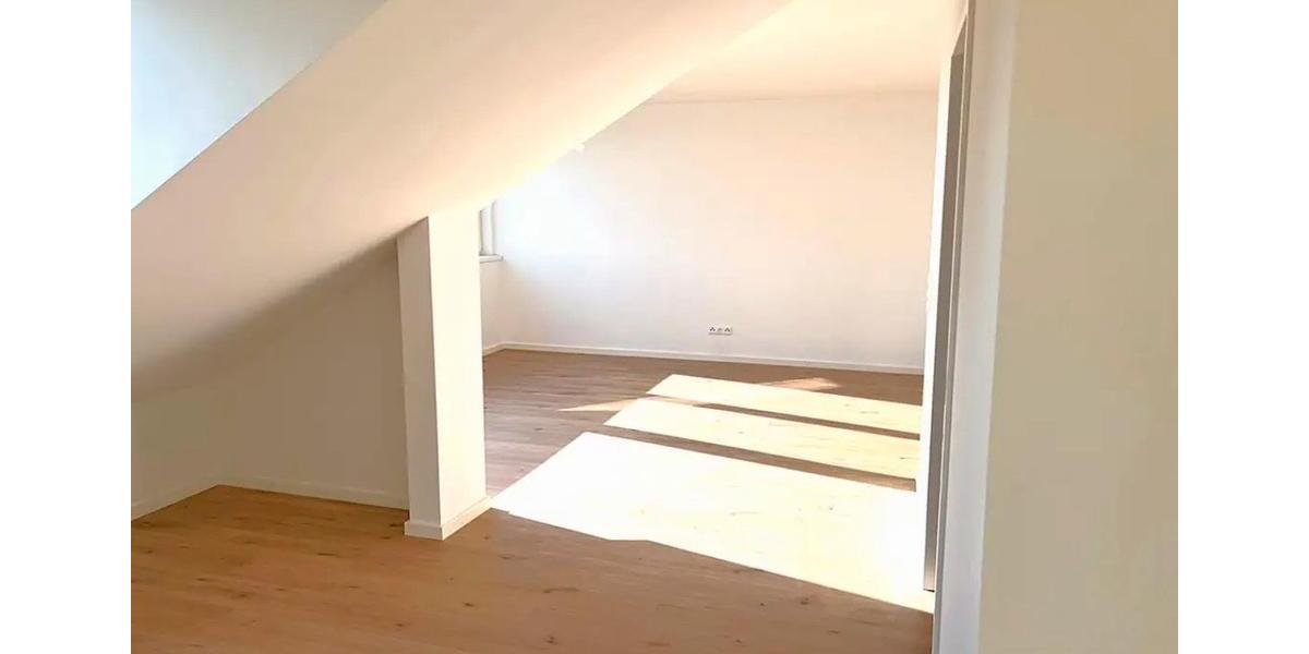 Dachgeschoßwohnung Düren Rölsdorf - 2 Zimmer, 43 m&sup2;, 549&euro; | Angebot:25377350