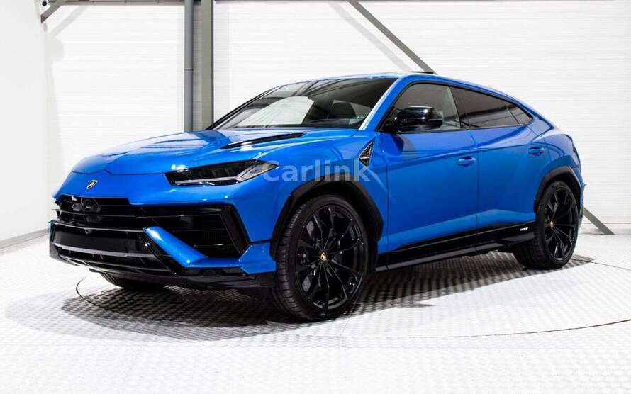 Lamborghini Urus 6.200 km 284.000 € Herzogenrath 52134