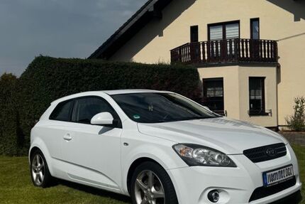 Kia pro ceed / ProCeed 232.307 km 2.399 € Monschau 52156