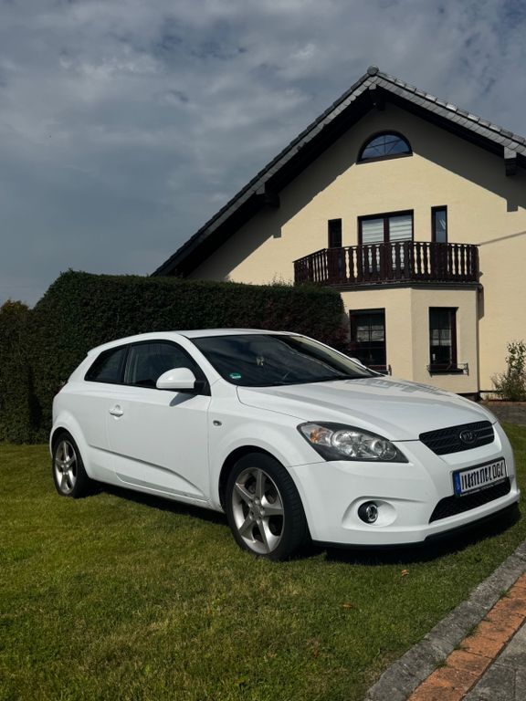 Kia pro ceed / ProCeed 232.307 km 2.399 € Monschau 52156