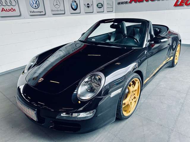 911