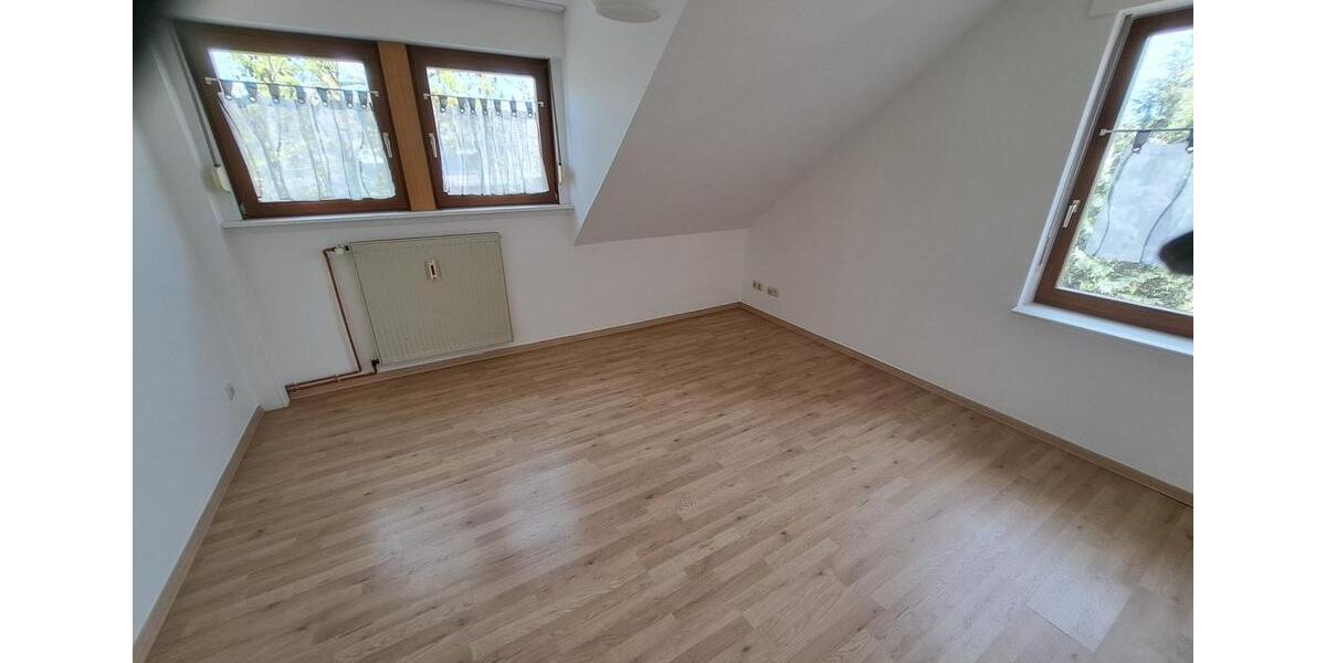 Dachgeschoßwohnung Aachen Aachen-Mitte - 2 Zimmer, 60 m&sup2;, 720&euro; | Angebot:26316408