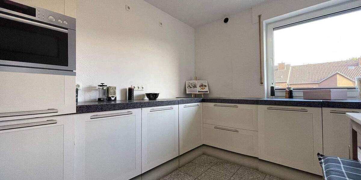 Etagenwohnung Alsdorf - 4 Zimmer, 123 m&sup2;, 299.000&euro; | Angebot:25674527