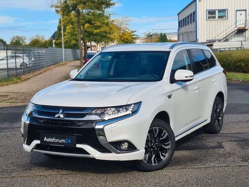 Mitsubishi Outlander 44.000 km 19.999 € Jülich 52428