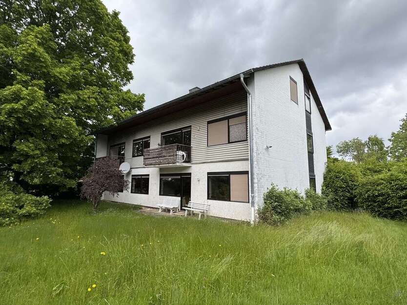 Haus zum Kaufen in Nideggen-Schmidt 448.000 € 230 m²