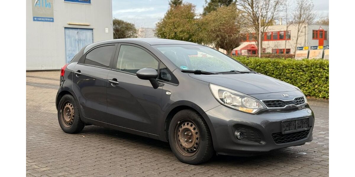 Kia Rio 202.166 km 3.500 &euro; Alsdorf 52477