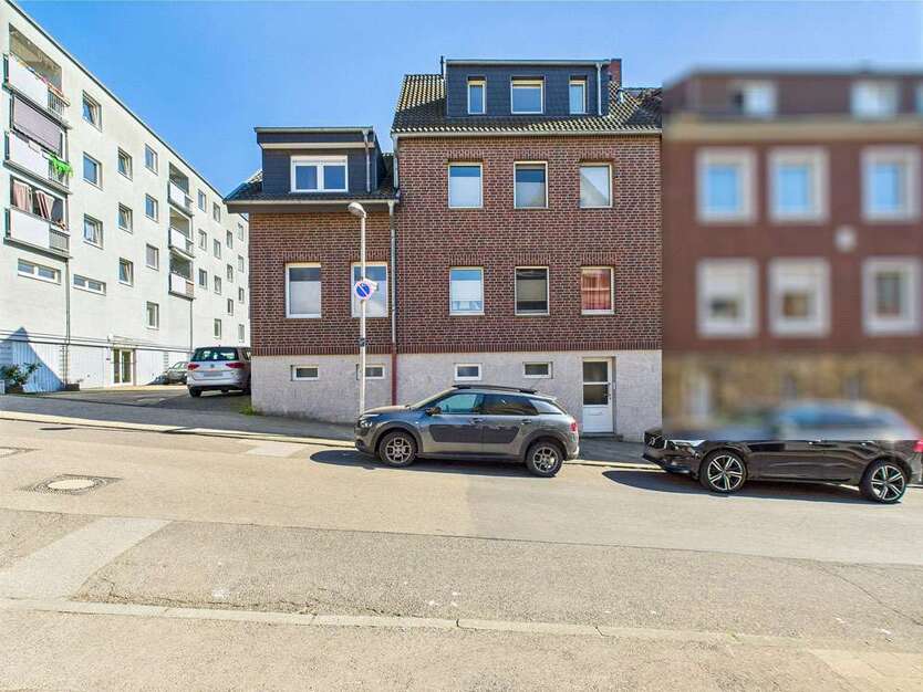 Haus zum Kaufen in Düren 525.000 € 214 m²