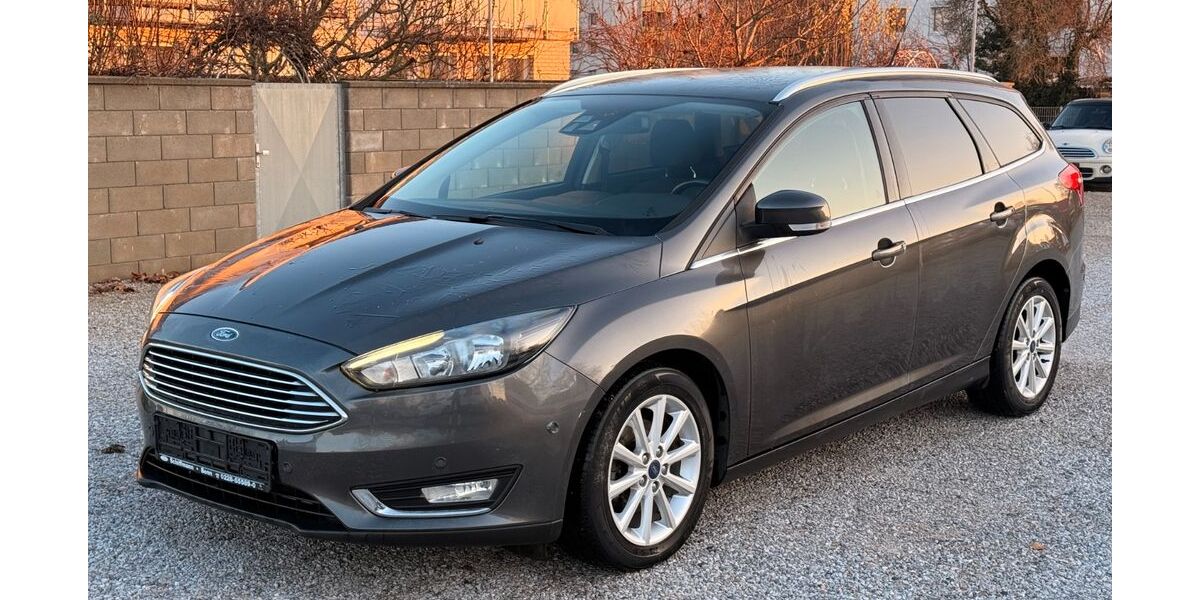 Ford Focus 74.628 km 7.489 &euro; Düren 52351