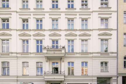 Wohnung zum Kaufen in Berlin 899.000 € 122.89 m²