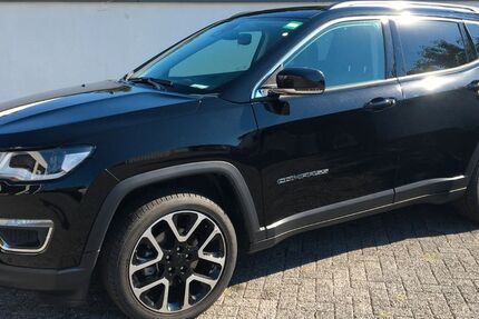 Jeep Compass 9.221 km 22.399 &euro; Baesweiler 52499