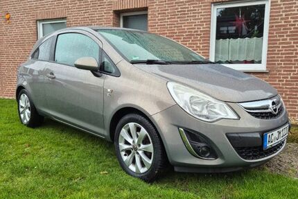 Opel Corsa 84.000 km 4.990 &euro; Würselen 52146
