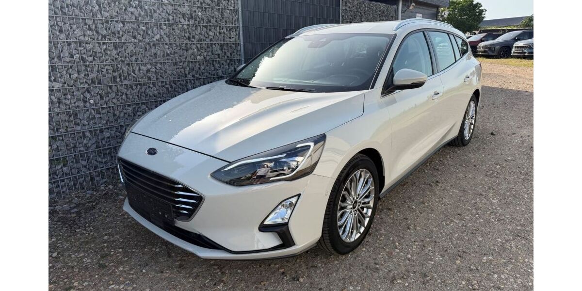 Ford Focus 36.273 km 17.900 &euro; Geilenkirchen 52511