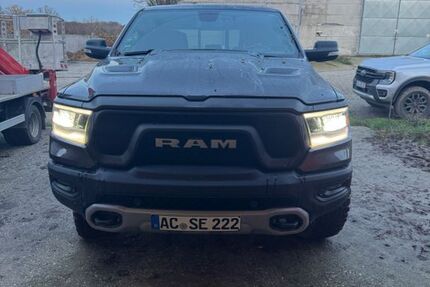 Dodge RAM 149.000 km 47.500 € Aachen 52072