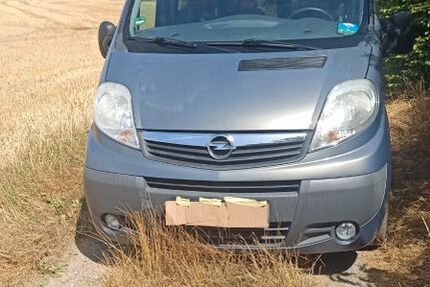 Opel Vivaro 318.000 km 8.000 &euro; Herzogenrath 52134