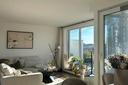 Untermiete März-Mai Penthouse in perfekter Lage 3 zimmer