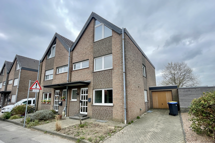 Haus zum Kaufen in Heinsberg 269.900 € 154.28 m²