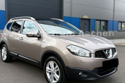 Nissan Qashqai 180.000 km 6.900 € aachen 52070