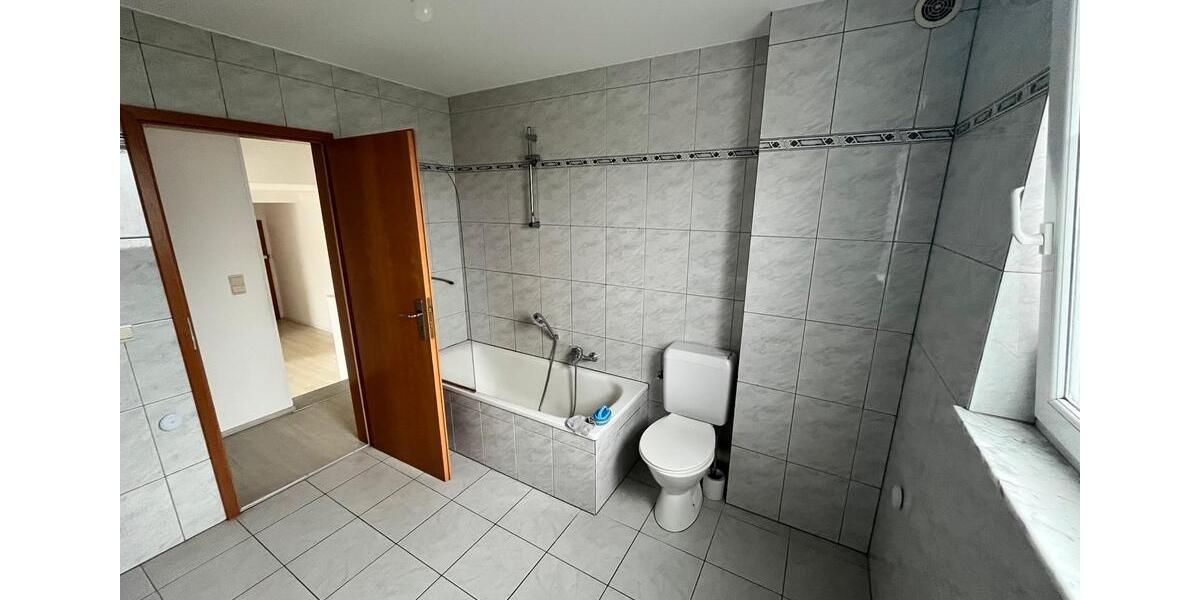 Etagenwohnung Aachen Aachen-Mitte - 3 Zimmer, 85 m&sup2;, 720&euro; | Angebot:26031742