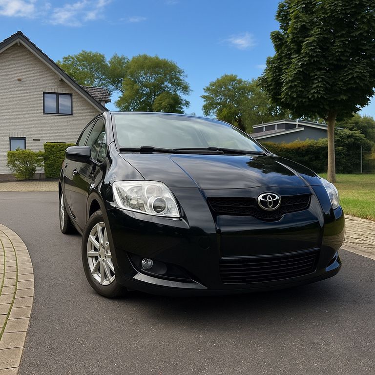Toyota Auris 180.000 km 3.999 € Aldenhoven 52457
