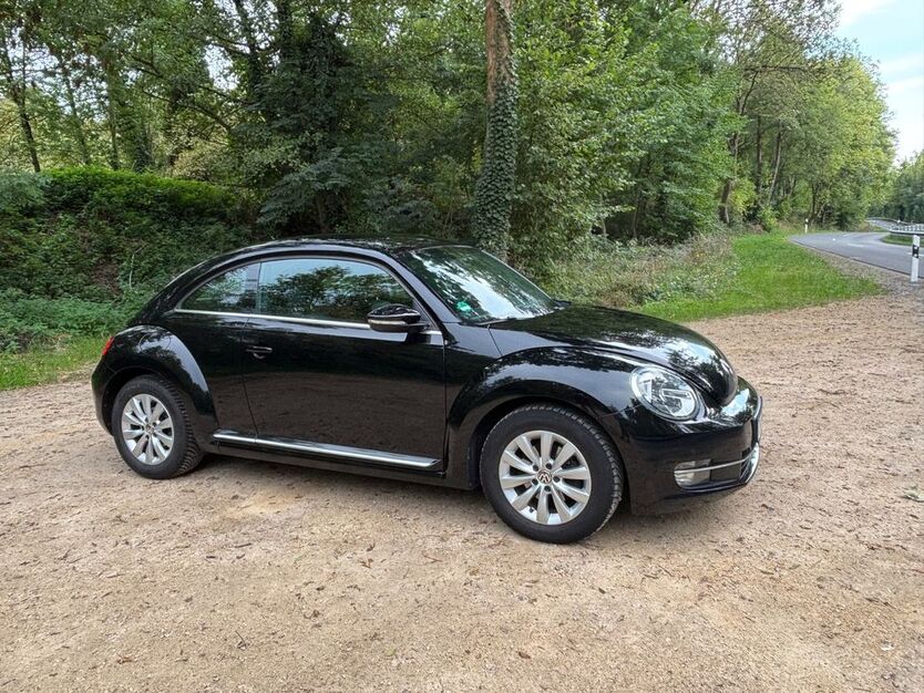 VW Beetle 137.000 km 9.300 € Kreuzau 52372
