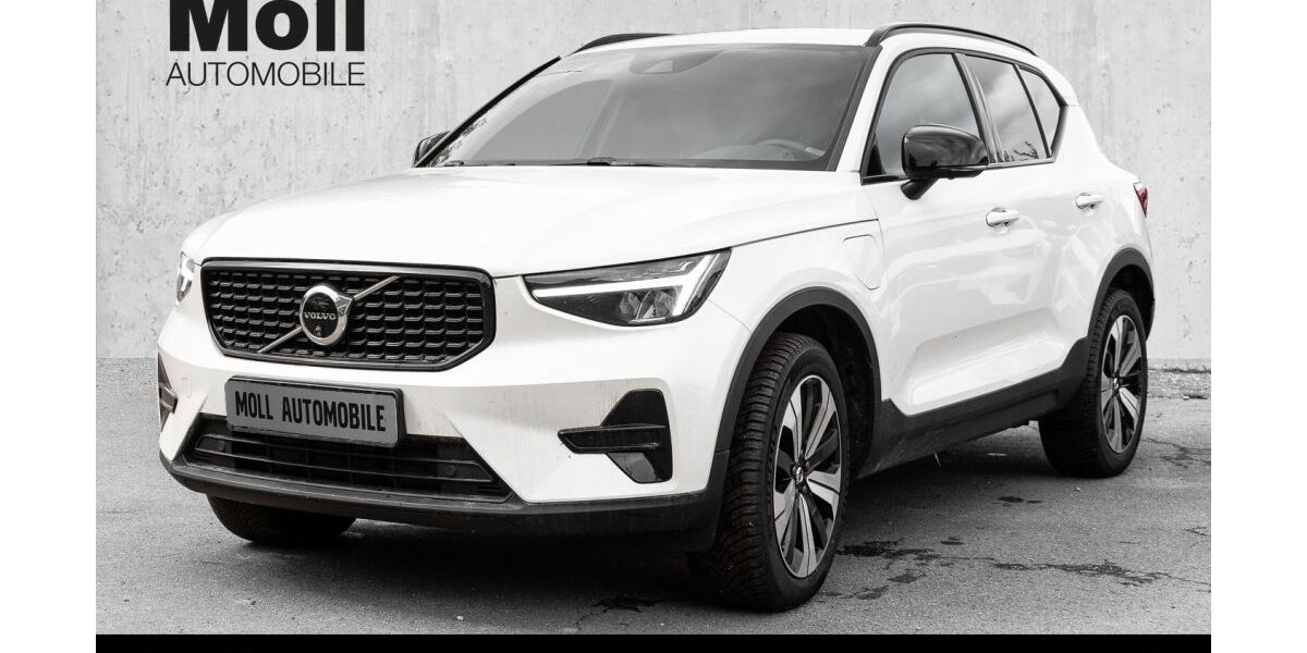 Volvo XC40 21.592 km 34.480 &euro; Aachen 52078