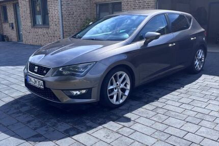 Seat Leon 106.025 km 10.800 &euro; Aldenhoven 52457