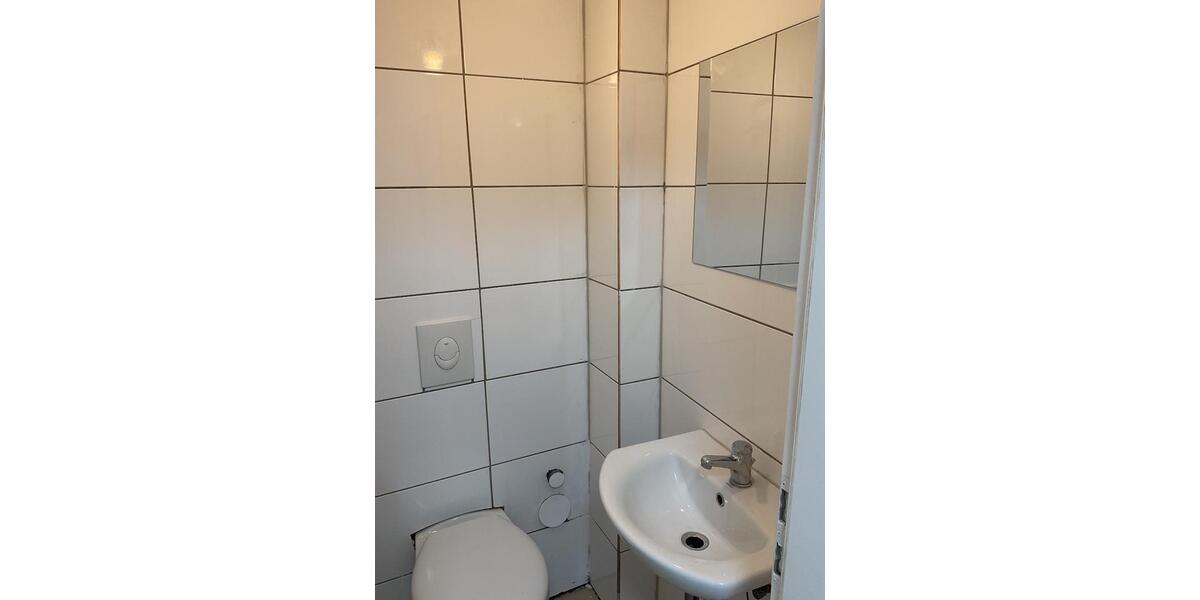 Dachgeschoßwohnung Aachen Aachen-Mitte - 1 Zimmer, 12 m&sup2;, 500&euro; | Angebot:26449037