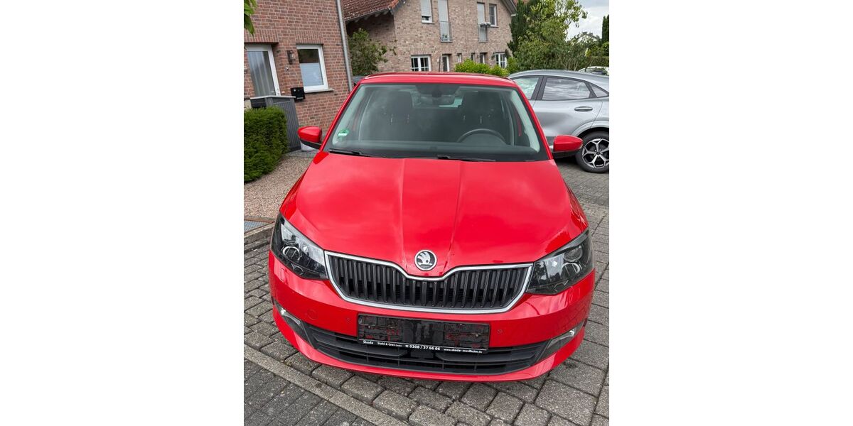 Skoda Fabia 157.815 km 6.000 &euro; Selfkant 52538