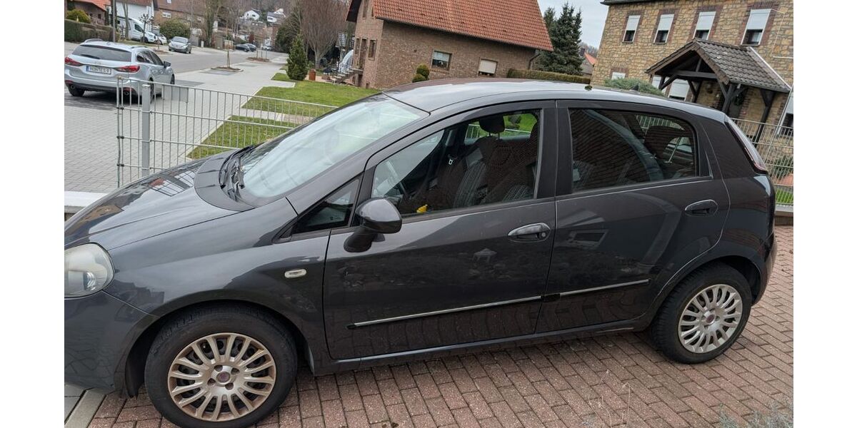Fiat Punto 87.000 km 2.650 &euro; Nideggen 52385