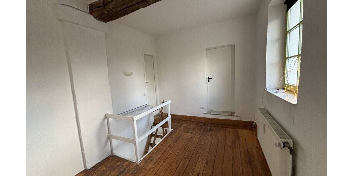 Etagenwohnung Aachen Horbach - 5 Zimmer, 131 m&sup2;, 229.000&euro; | Angebot:26192203