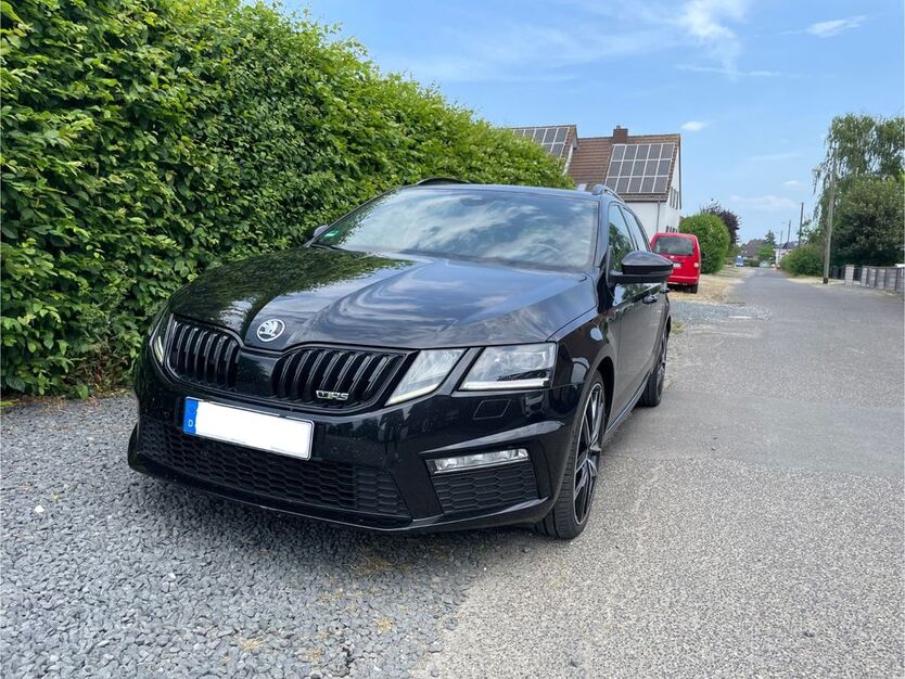 Skoda Octavia 82.000 km 22.000 € Geilenkirchen 52511