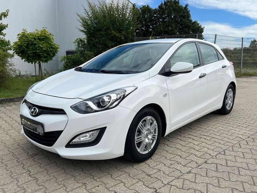 i30