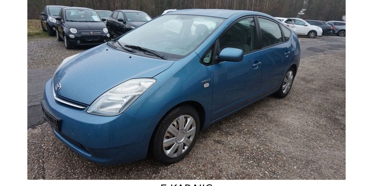 Toyota Prius 127.200 km 5.990 &euro; ESCHWEILER - KINZWEILER 52249
