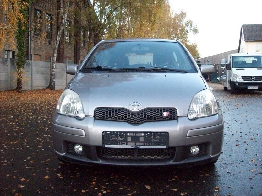 Yaris
