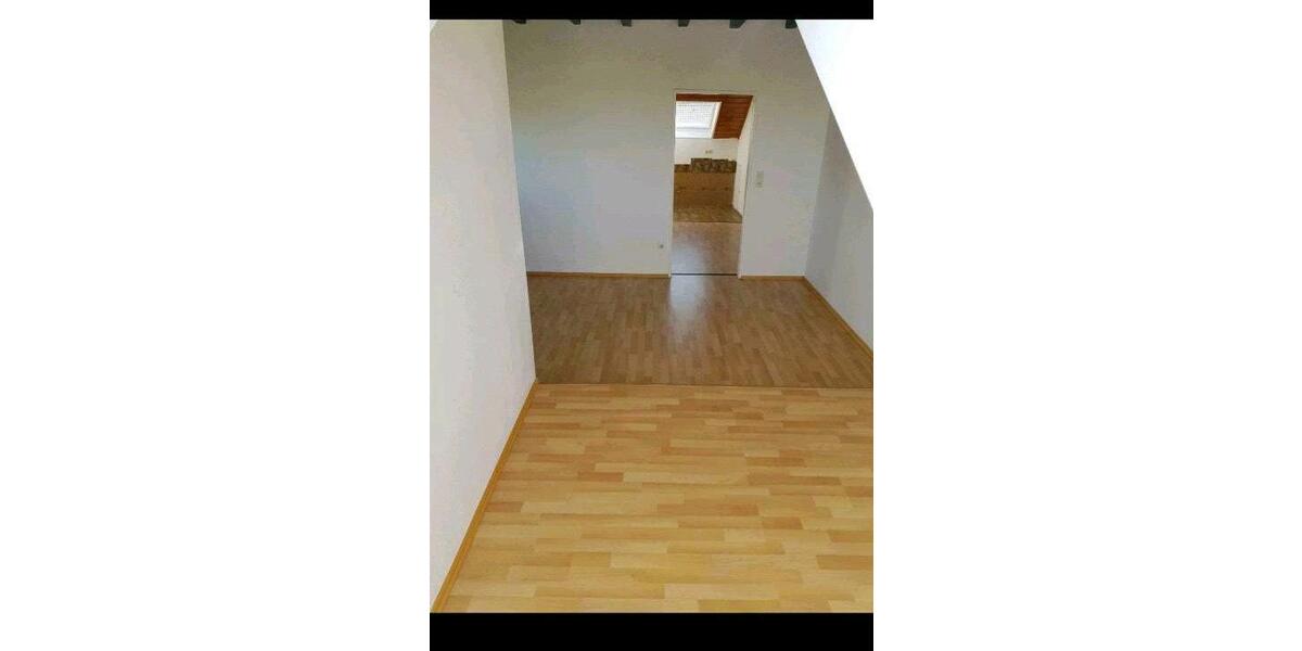 Dachgeschoßwohnung Aachen Aachen-Mitte - 2.5 Zimmer, 20 m&sup2;, 890&euro; | Angebot:25258828