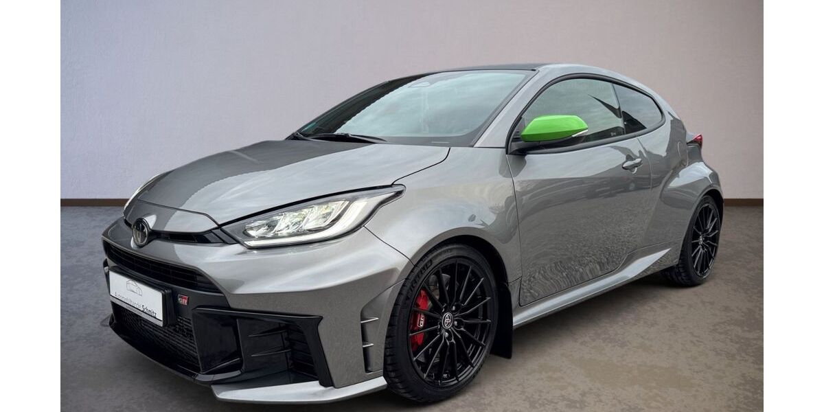 Toyota Yaris 9.254 km 43.333 &euro; Linnich 52441