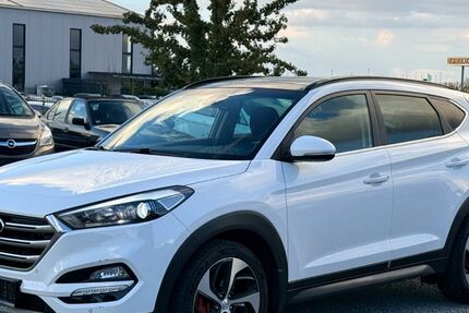 Hyundai TUCSON 200.000 km 8.950 &euro; Düren 52351