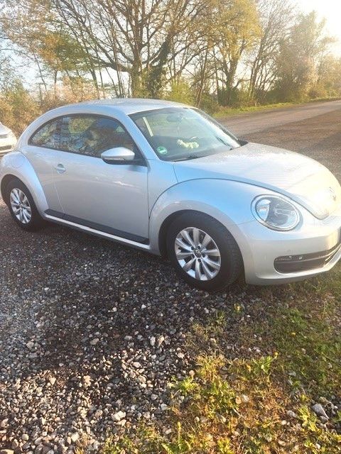 VW Beetle 131.000 km 7.300 € Stolberg 52222