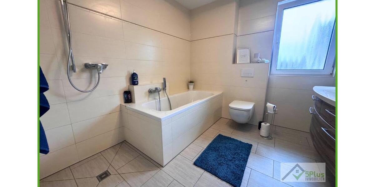 Doppelhaushälfte Alsdorf - 6 Zimmer, 172 m&sup2;, 1.650&euro; | Angebot:25713231